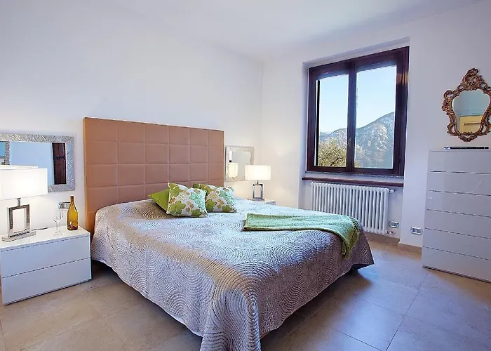 شقة Bella Vista In With Pool Sleeps 6- By Italian ميزّيجرا