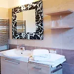 Lägenhet Bella Vista In With Pool Sleeps 6- By Italian