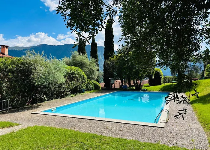 Apartament Bella Vista In With Pool Sleeps 6- By Italian Mezzegra