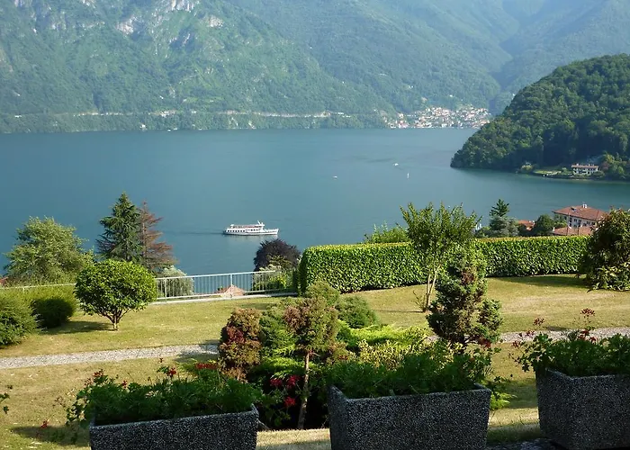 Bella Vista In With Pool Sleeps 6- By Italian