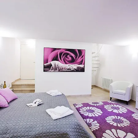Lejlighed Bella Vista In With Pool Sleeps 6- By Italian Mezzegra
