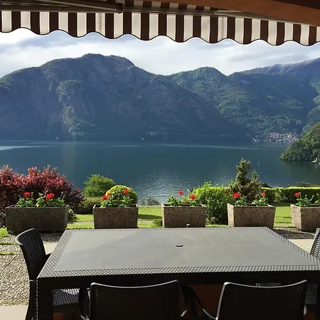 Bella Vista In With Pool Sleeps 6- By Italian Lejlighed *