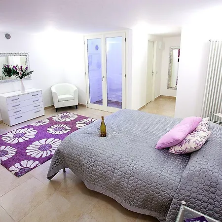 Bella Vista In With Pool Sleeps 6- By Italian Mezzegra